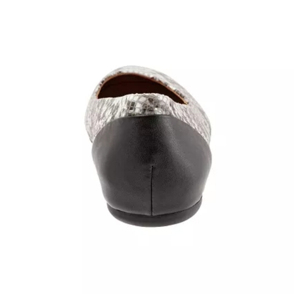 Softwalk Sonoma Flat Snake Grey - Picture 8 of 11